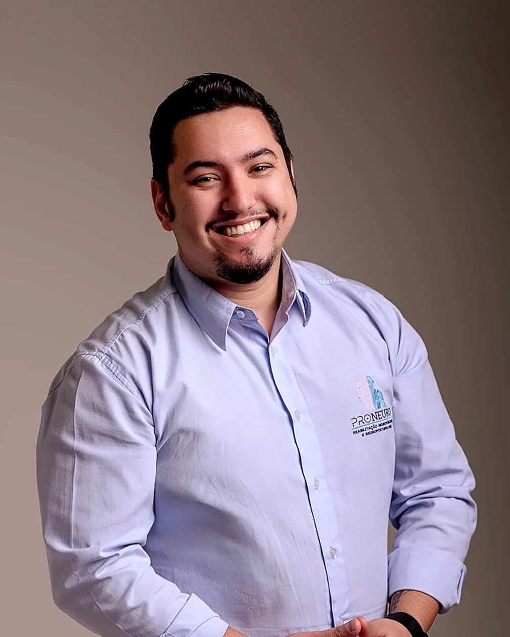 Dr. Gabriel Costa Martins, fisioterapeuta da ProNeuro em Maringá